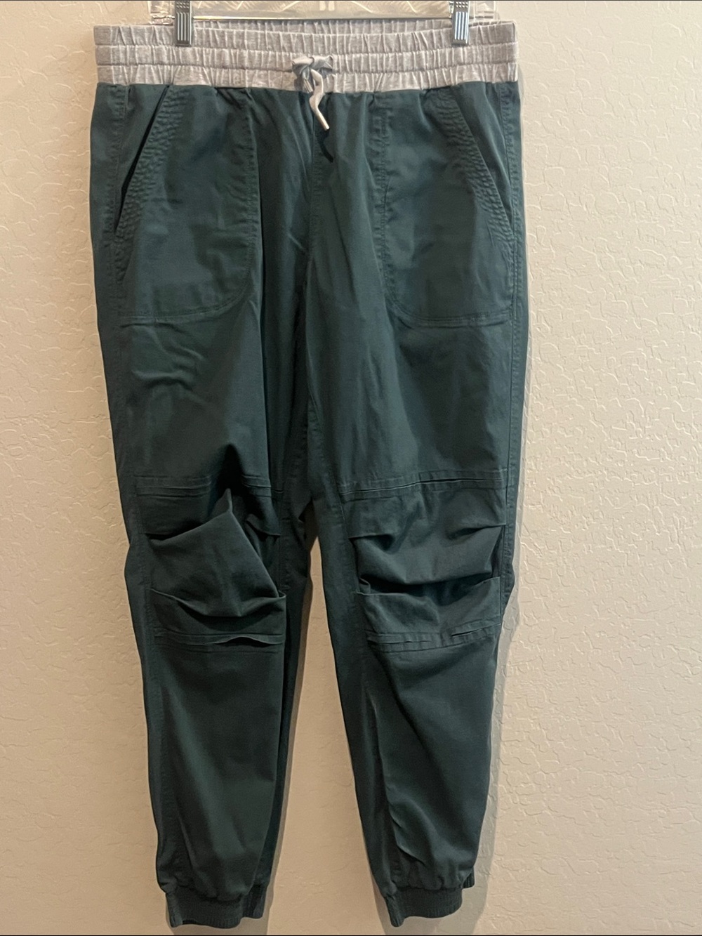Uniquely Lorna Jane Dark Green Drawstring Jogger Pants size Large